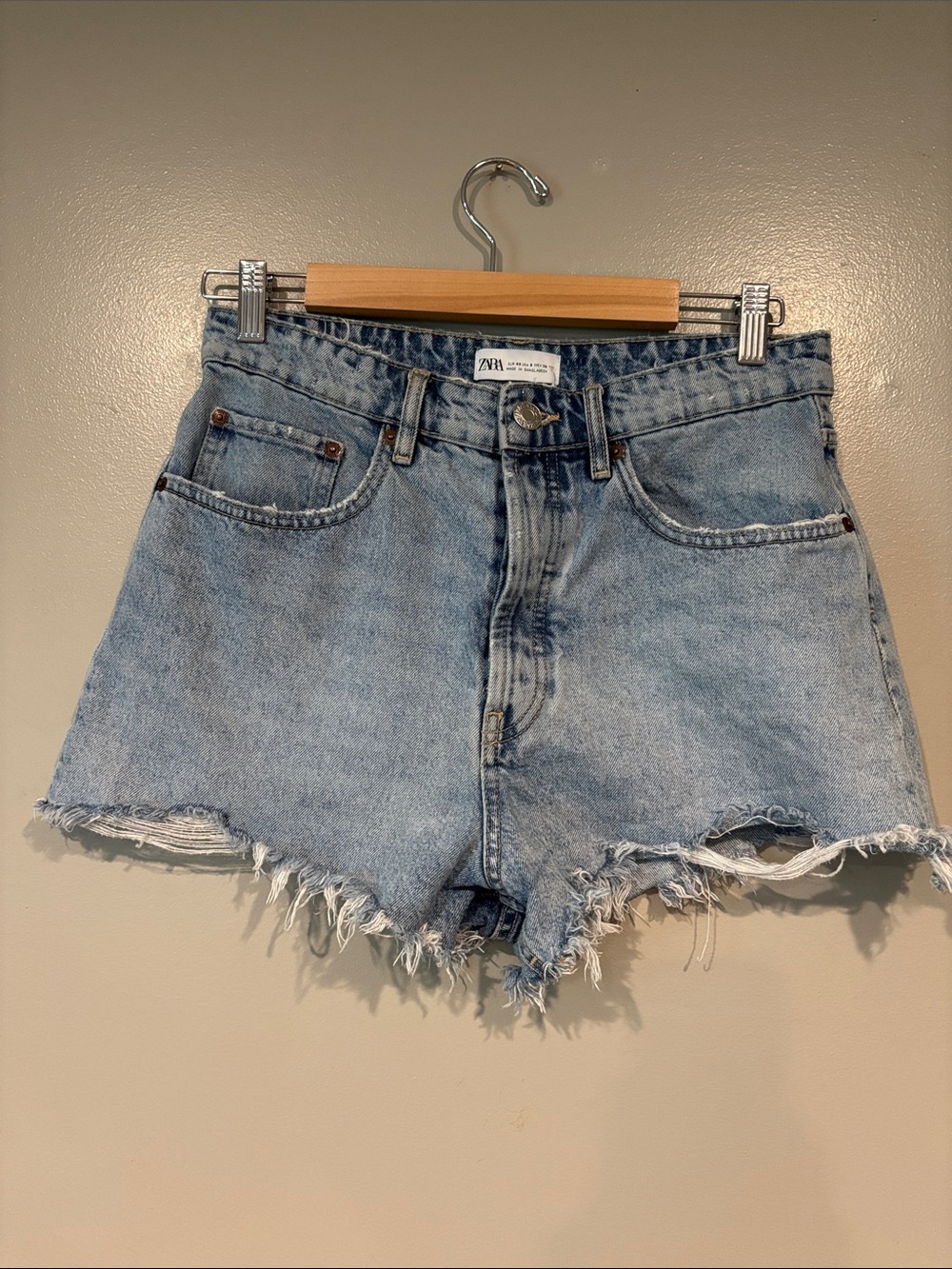 Zara Light Blue Frayed Hem High-Rise Denim Shorts